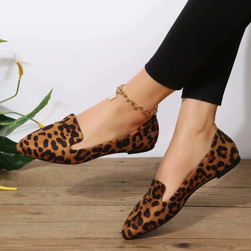 Pauline |  Leopard Spitze Zehen Loafers